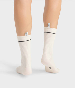 Cremefarbene Rippstrick-Socken aus Modal-Baumwolle - DIM Icons