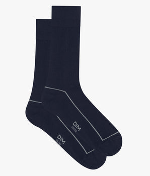 Mitternachtsblaue Herrensocken aus gerippter Baumwolle mit farbigem Rand - Dim Mode





